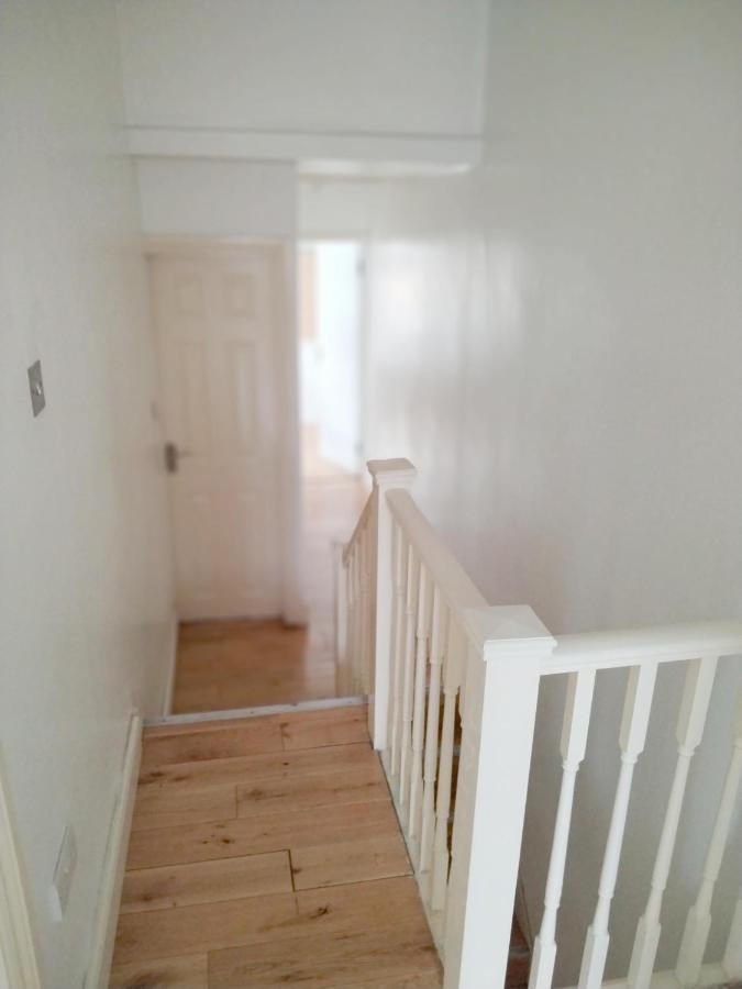 Cosy Rooms Near Canary Wharf & The O2 ロンドン エクステリア 写真
