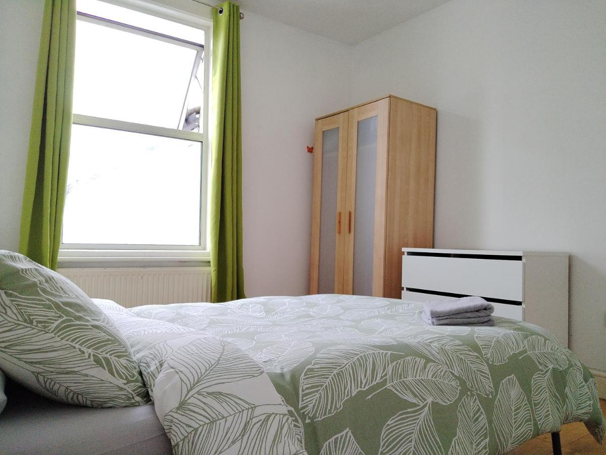 Cosy Rooms Near Canary Wharf & The O2 ロンドン エクステリア 写真