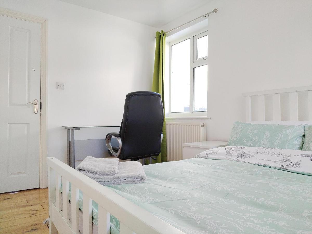 Cosy Rooms Near Canary Wharf & The O2 ロンドン エクステリア 写真